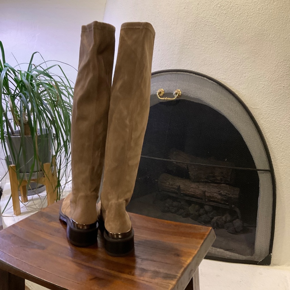Stuart Weitzman Mercer Suede Knee-High Boots Khaki size 6 - Picture 4 of 9